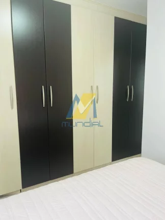Imagem Sala 02 ambientes com teto rebaixado, cozinha e área de serviço separadas com planejados,02 dormit...