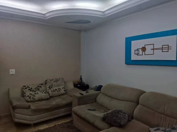 Imagem Sobrado Maravilhoso com 190 m² 3 Dormitorios sendo 1 Suite Estuda Permuta