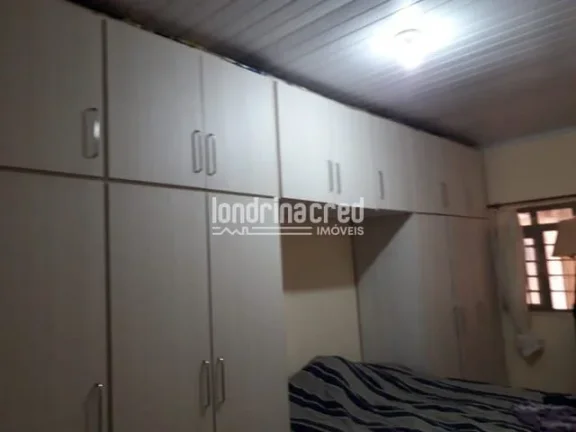 Imagem Casa à venda 2 Quartos, 1 Suite, 3 Vagas, 200M², Conjunto Vivi Xavier, Londrina - PR