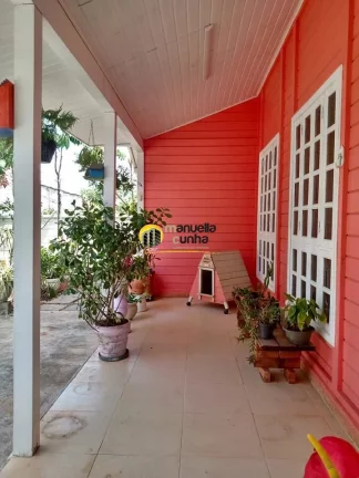 Imagem Belíssima casa Linear em Madeira de Lei 3Qts, Lazer completo - Oportunidade