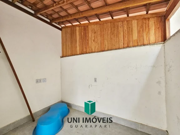 Imagem Vendo apto 2 suítes, tendo 80m² de área lateral, prédio novo com elevador, na Praia do Morro !