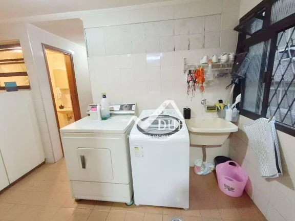 Imagem Apartamento com 4 dormitórios à venda, 152 m² por R$ 850.000,00 - Gonzaga - Santos/SP