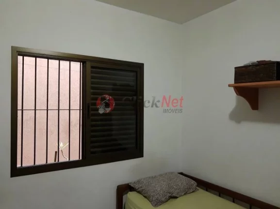Imagem Linda casa térrea à venda com localização privilegiada no bairro Baeta Neves, São Bernardo do Campo com 2 dormitórios, 3 WC, 3 vagas, 176m².