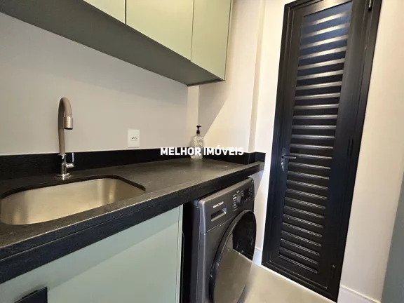 Imagem Apartamento á venda mobiliado e equipado localizado na Praia Brava em Itajaí.