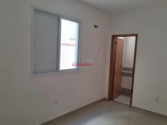Imagem Bela casa térrea em Santos na Ponta da Praia com vaga para 2 veículos e 3 suítes a venda por R$ 1.015.000,00