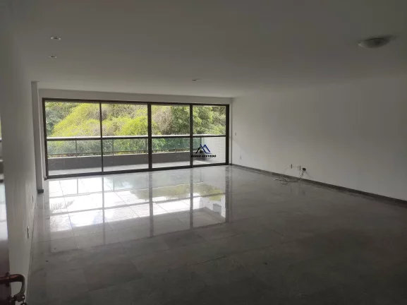 Apartamento com 4 Quartos para Alugar, 234 m² em Monteiro - Recife