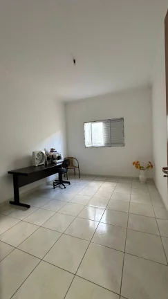 Imagem CASA Á VENDA NO JARDIM NOEMIA - 300m² de terreno - Casa com edícula