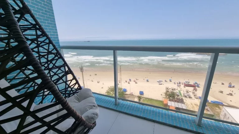 Imagem Apartamento com 4 dormitórios à venda, 190 m² - Pitangueiras - Guarujá/SP