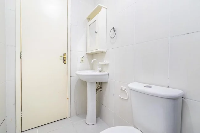 Imagem Casa Residencial de 1 quarto no bairro Gralha Azul