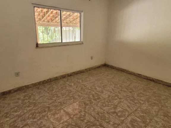 Imagem Excelente casa de terreno inteiro em Chácara de Inoan.