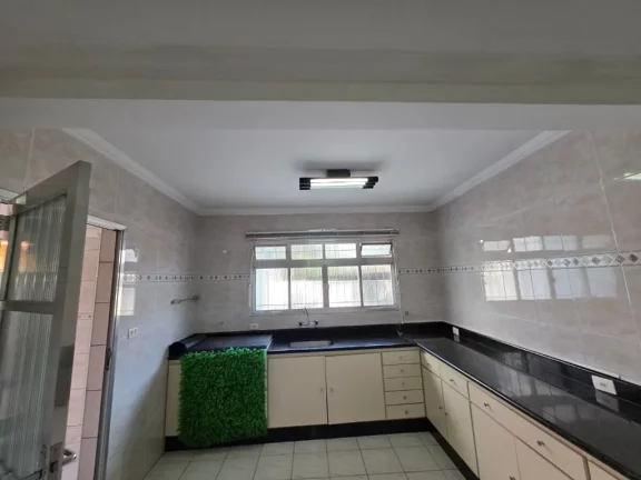 Imagem Sobrado para alugar, 235 m² por R$ 8.409,06/mês - Centro - Suzano/SP