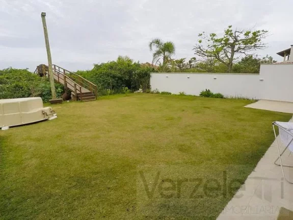 Imagem Casa / Sobrado para Venda em Bombinhas / SC no bairro Mariscal
