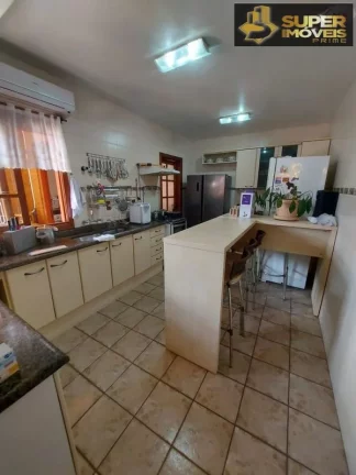 Imagem Casa Alto Padrão a Venda no bairro Centro - Pelotas, RS