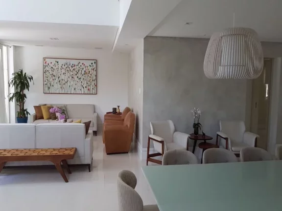 Imagem A 5ª Avenida Imóveis selecionou essa charmosa casa em Alphaville Salvador I, 4 suítes com 596m² de área construída: por R$4.990.000,00