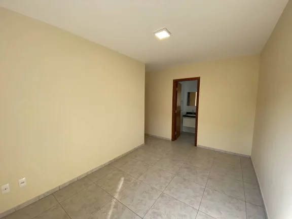 Imagem Apartamento com 2 dormitórios sendo uma suite e varanda na Vila Barão