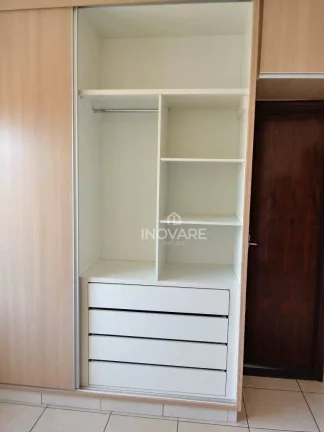 Imagem Casa com 3 dormitórios à venda, 324 m² por R$ 420.000,00 - Centro - Itumbiara/GO