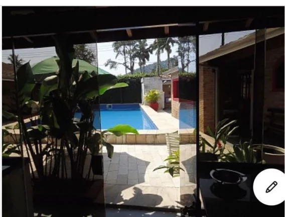 Imagem Casa para Temporada em Ubatuba / SP no bairro Lázaro (Praia Domingos Dias)