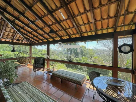 Imagem Casa na "Vila Sto Antonio" com 5 dormitórios sendo 3 suítes - linda vista !