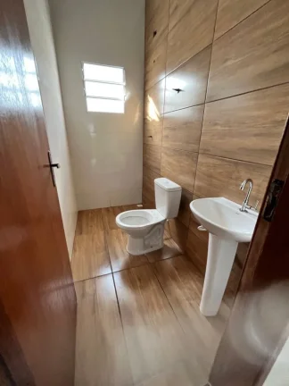 Imagem Casa para Venda em Itanhaém, Tupy, 2 dormitórios, 1 suíte, 1 banheiro, 3 vagas