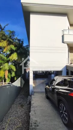 Imagem Sobrado no Iririu com 350m²