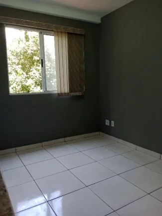 Imagem Apartamento com 2 dormitórios à venda, 48 m² por R$ 180.000,00 - Vila Correa - Ferraz de Vasconcelos/SP