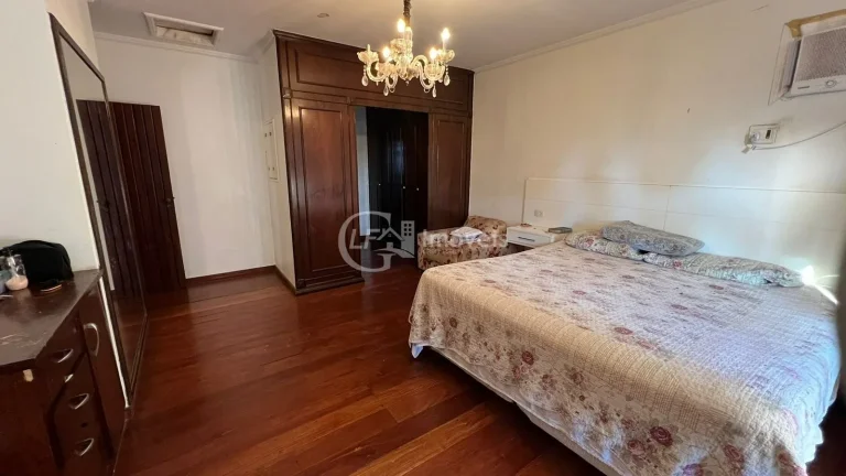 Imagem Imperdível oportunidade! Casa à venda em Campo Grande-MS, Chácara Cachoeira: 4 quartos, 1 suíte, 5 salas, 2 banheiros, 10 vagas de garagem, 340m².