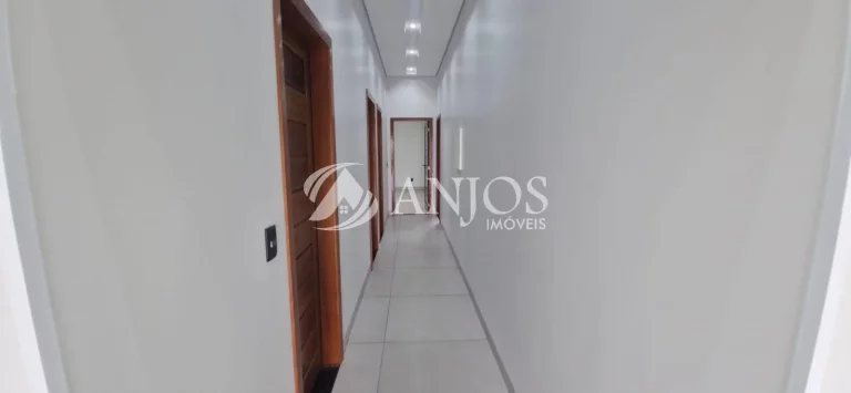 Imagem CASA À VENDA DE ALTO PADRÃO, CONFORTO E LAZER COMPLETO, EM SINOP - MT.