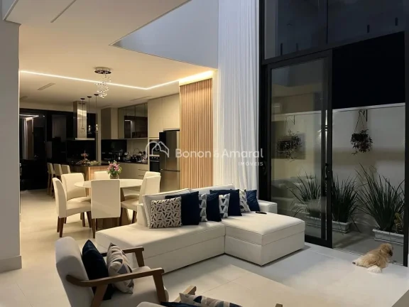 Imagem Esta casa é a expressão do luxo e do conforto, com uma série de características que a tornam ver...