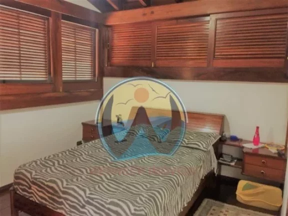 Imagem Imperdível: Casa à venda em Ubatuba-SP, Parque Vivamar! 3 quartos, 2 suítes, 1 sala, 2 banheiros, 141 m² de área.
