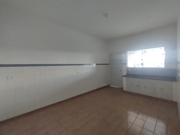 Imagem article dir tabindex=-1 

 div tabindex=-1 

 Excelente casa para locação com linda vista para o R...