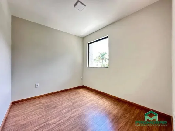 Imagem Casa com 3 quartos, suíte, 2 vagas, Bairro Santa Mônica, Belo Horizonte