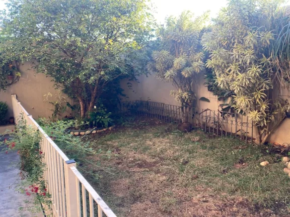 Imagem Sobrado com 3 dormitórios à venda, 350 m² por R$ 750.000,00 - Centro - Poá/SP
