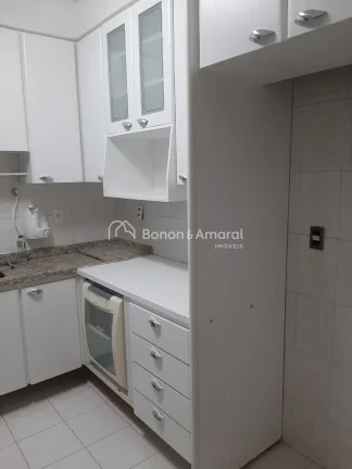 Imagem Este aconchegante apartamento mobiliado está à venda no Condomínio Canadá, situado no charmoso b...