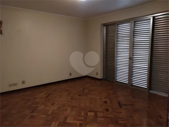 Imagem Casa à venda com 4 quartos, sendo 2 suítes, em Butantã, São Paulo - SP
