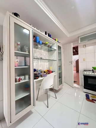 Imagem VENDO CASA DE 4 DORMITORIOS NO CONDOMÍNIO RESIDENCIAL VILA Di NAPOLLI