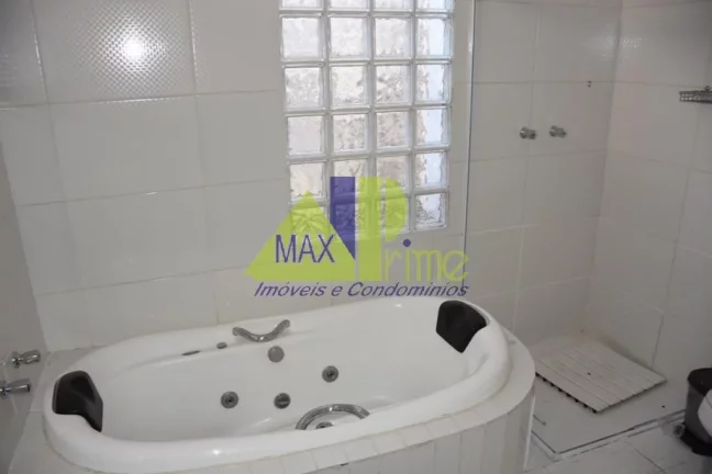 Imagem Salão Comercial de Alto Padrão na Vila Gomes Cardim, São Paulo-SP: 3 Salas, 5 Banheiros, 450m² de Área