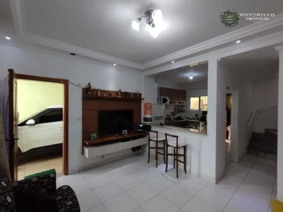 Imagem Sobrado com 2 dormitórios à venda, 100 m² por R$ 490.000,00 - Vila Guilhermina - Praia Grande/SP