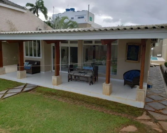 Imagem Imperdível: Casa à venda em Guarujá-SP, Balneário Praia do Pernambuco, 3 quartos, 1 suíte, 4 banheiros, 4 vagas, 150m².