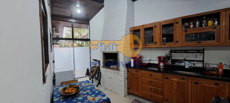 Imagem CASA 3 DORMITÓRIOS NO BALNEÁRIO CANOAS