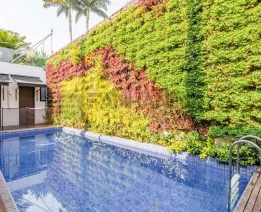 Imagem Casa deslumbrante à venda em São Paulo-SP, Jardim Europa: 4 quartos, 4 suítes, 5 salas, 6 banheiros, 6 vagas, 859m². Venha conferir!