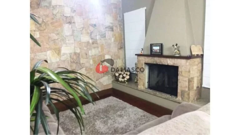 Imagem Sobrado à venda 3 Quartos, 1 Suite, 2 Vagas, 204M², Sítio da Figueira, São Paulo - SP