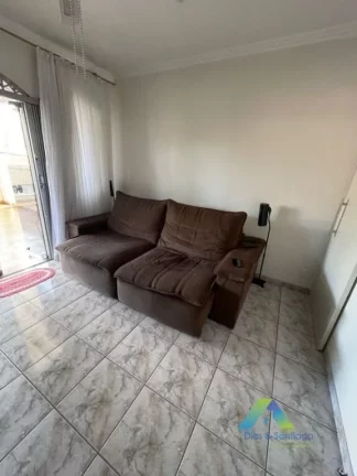 Imagem SANTO ANDRÉ Sobrado 193M², 3 dormitórios, 2 vagas com ótima localização e valor !!!