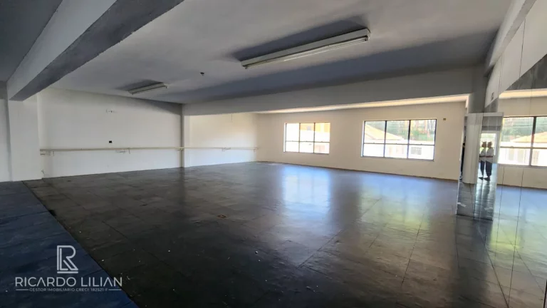 Imagem "Olha o Preço desse Imóvel!!!!! Prédio Comercial de 2558m² em Guarulhos: Ideal para Diversos Negócios!"