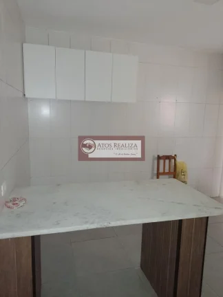 Imagem Oportunidade de locação no Guarapiranga. Alugo imóvel compacto de 1 dormitório, sala, cozinha, banheiro e Área de serviço, R$ 1.000