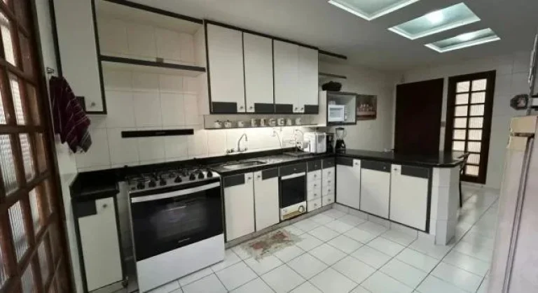 Imagem Casa, Residencial para Venda, Mata da Praia, Vitória