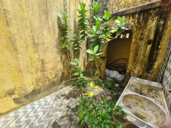 Imagem Casa a venda na Rua Senador Alencar, 1301 - Centro, com 2 quartos, 2 banheiros, Quintal e 1 Vaga de ...