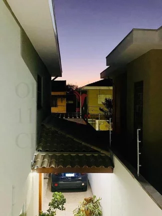 Imagem Casa em Rua Fechada no Planalto Paulista