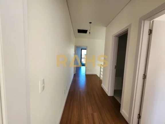 Imagem Lindo Sobrado Geminado Novo em ótimo local no bairro Saguaçu, perto do Colégio Católica Machado ...