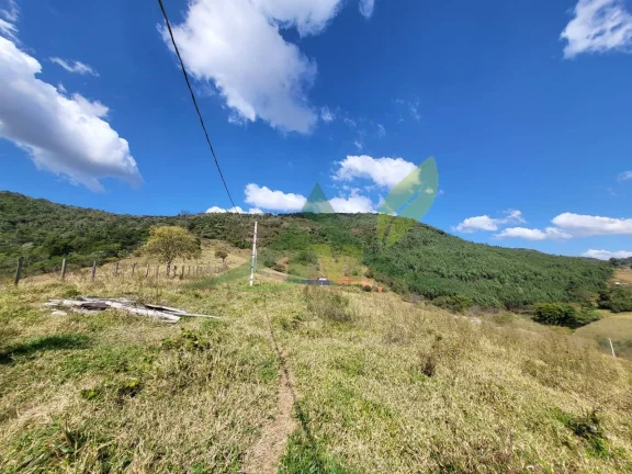 Imagem Imóvel à Venda em Piracaia-SP: 8 Alqueires com Mata e Excelente Topografia