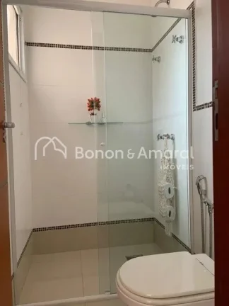 Imagem Descubra o lar perfeito para a sua família nesta linda casa que une sofisticação e praticidade!

...